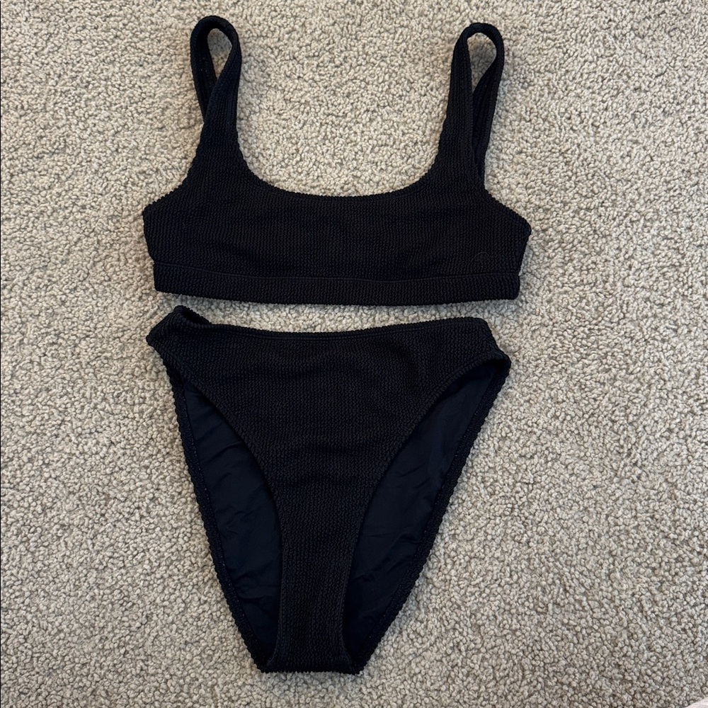 Good American Black Textured Bikini Set
